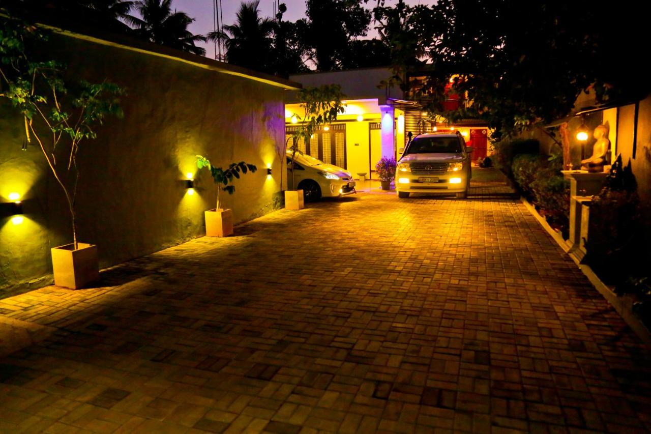 Seven Rich Villa アヌラーダプラ エクステリア 写真